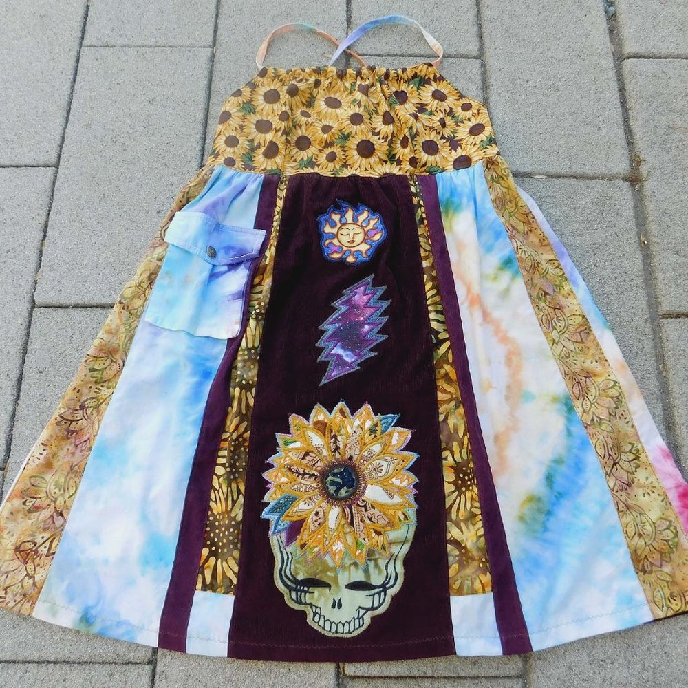 SunfLower SteaLie Halter SunDreSS || Sunshine Dayd